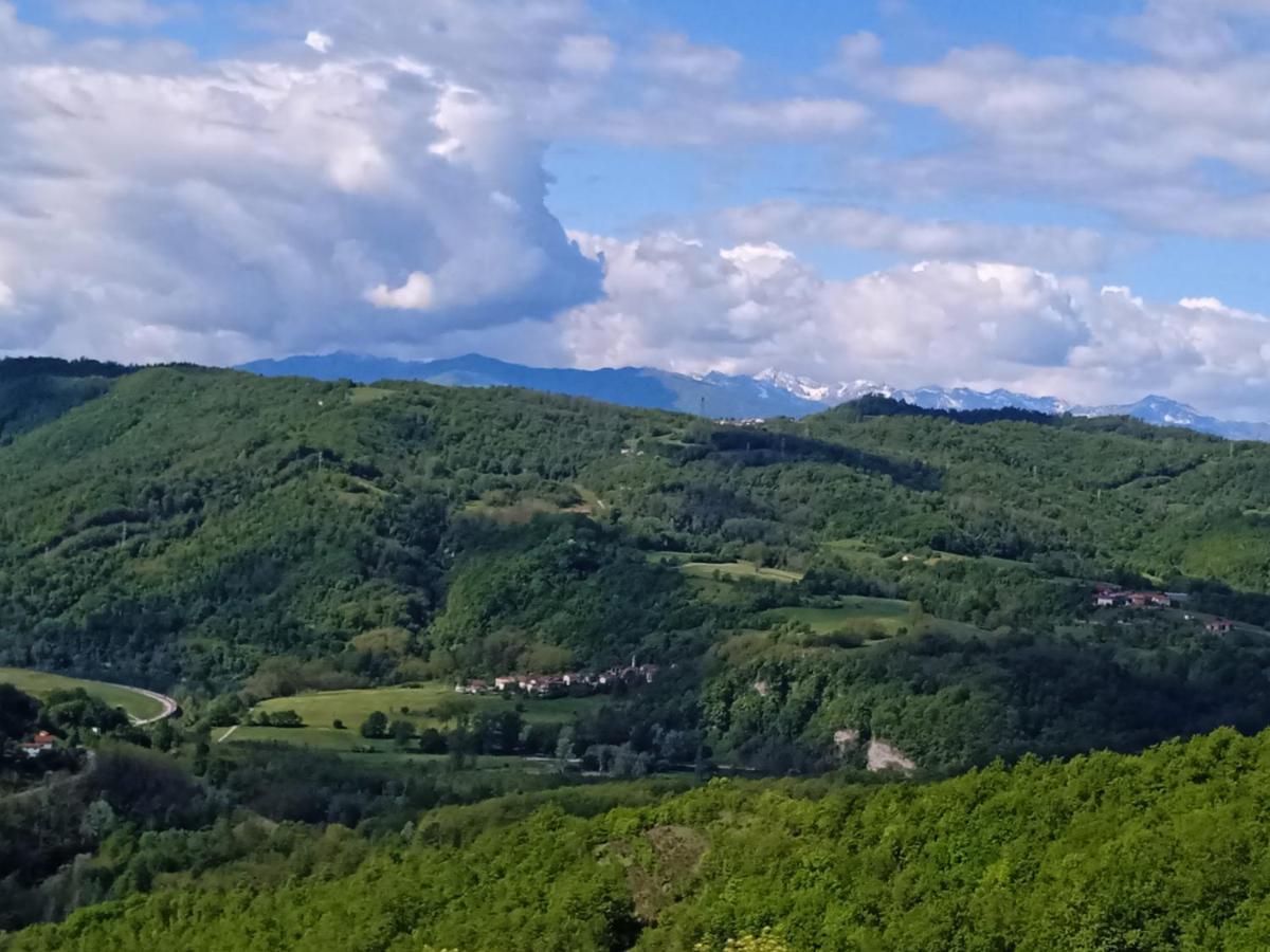 Bed and Breakfast Cascina Boschetto Saliceto Exterior foto